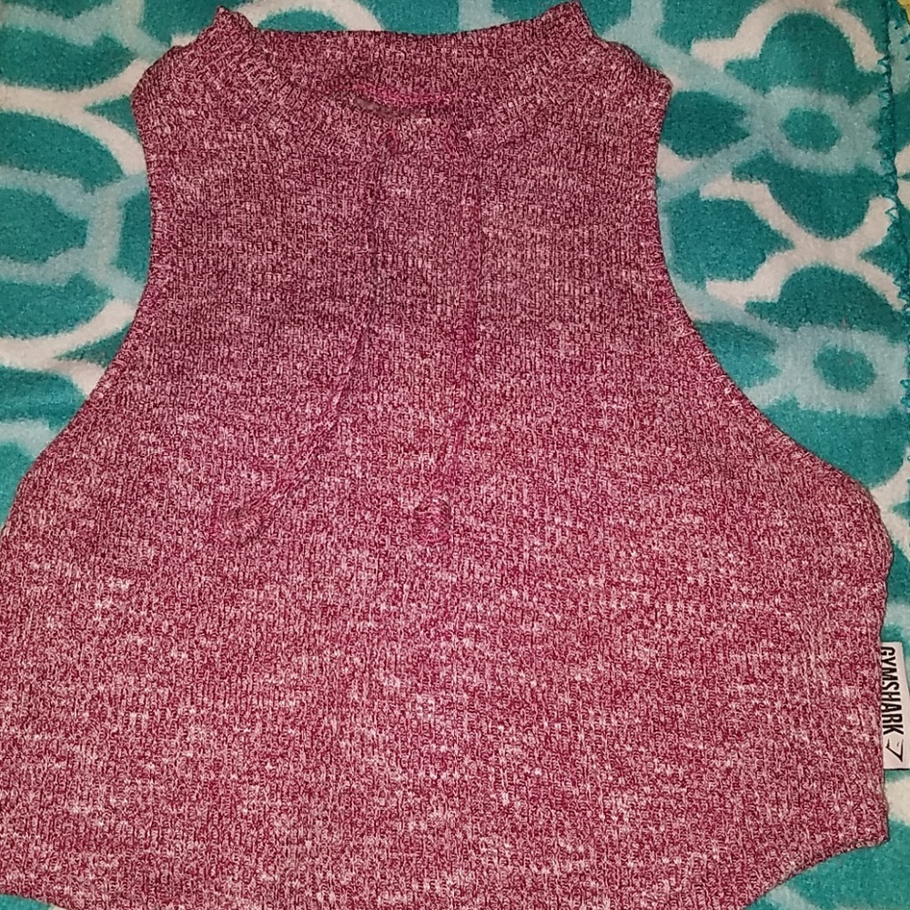 (SOLD ON MERCARI) Nwot gymshark slounge crop top - Picture 2 of 3